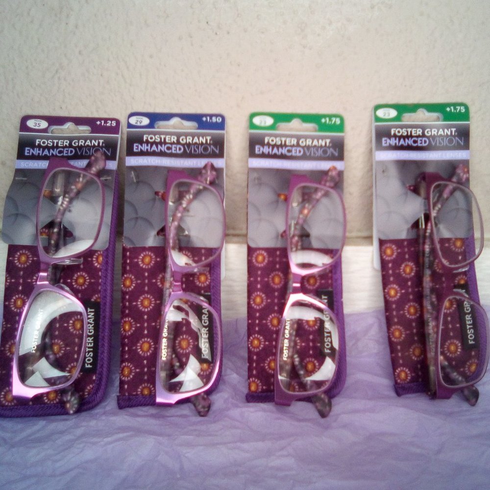 Foster Grant Enhanced Vision Blaire Purple Reading Glasses With Case NWT
